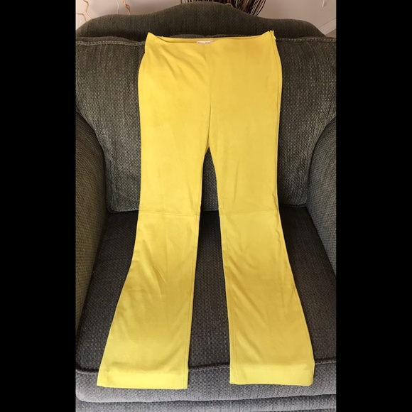MANGO CASUAL Edgy Neon Yellow Faux Suede Sexy Pants Sz XS. - Picture 1 of 5